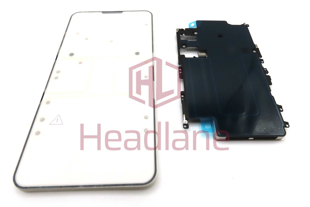 Apple iPhone 17 Pro (SIM Card Version) 3998mAh Battery (Service Pack)