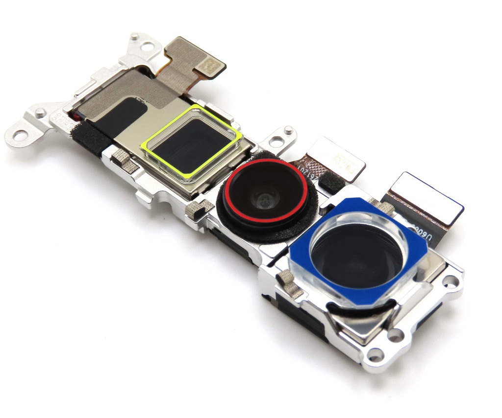 Google Pixel 11 Rear Triple Camera Module